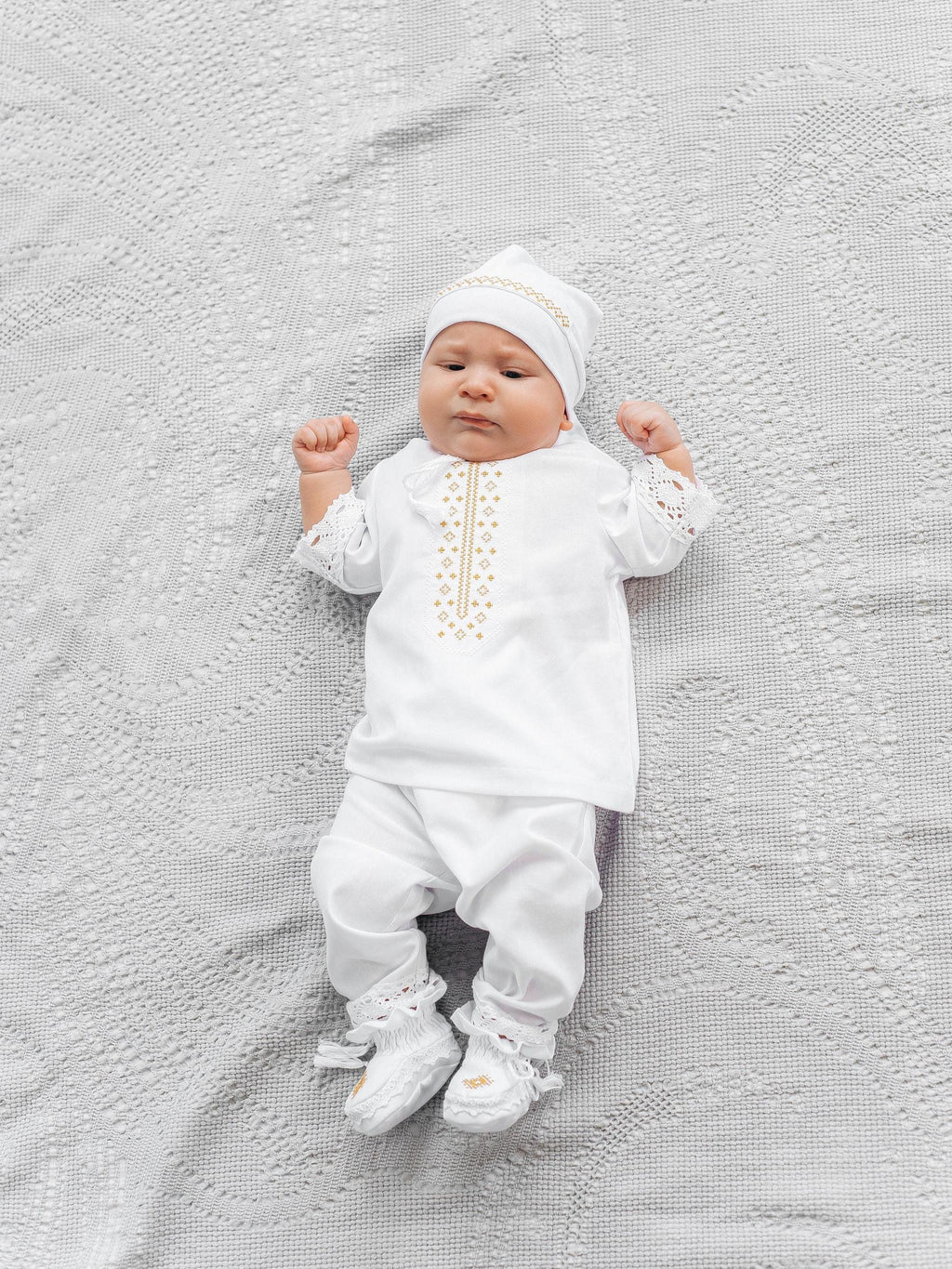 Baptism outfit boy, Linen Baby Outfit – 4-Piece Embroidered Set for Special Occasions (Shirt, Pants, Booties, Hat)