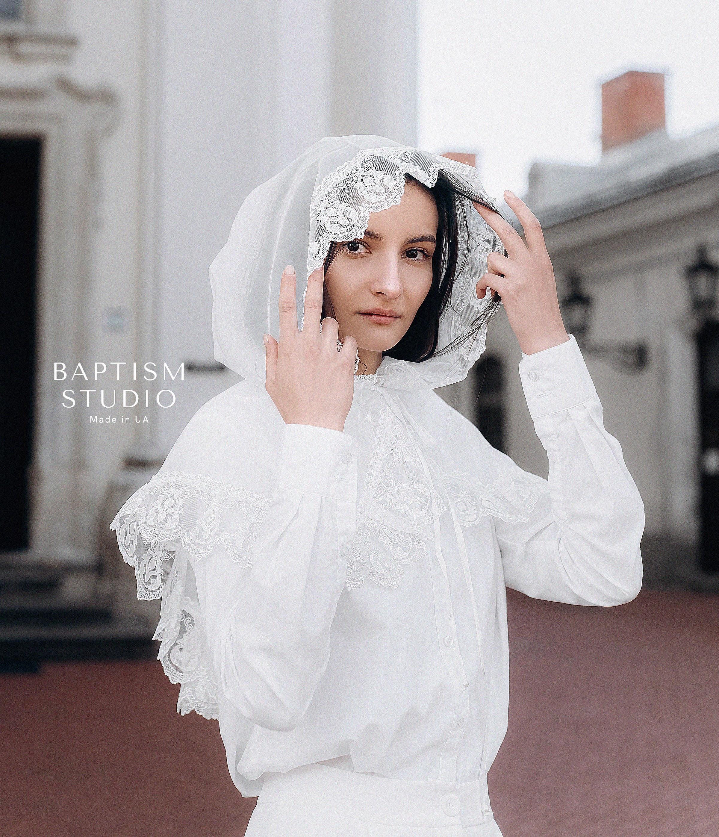 Orthodox lace head covering for women, elegant hooded design