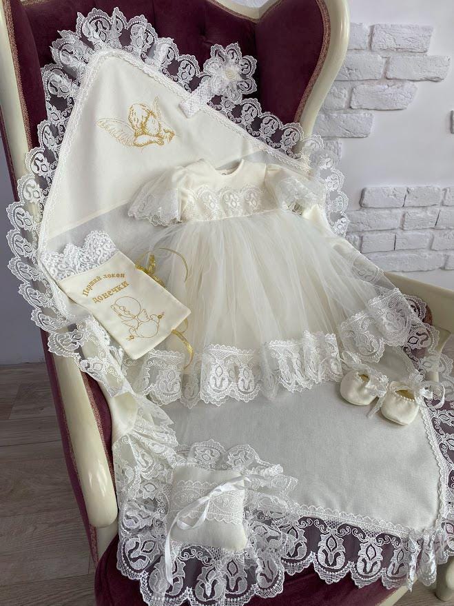 Luxury Personalized Linen Baptism Set for Baby Girl – Christening Dress, Blanket, Lace & Accessories