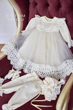 Ivory Linen Baby Girl Christening Set – 5‑Piece Outfit with Elegant Lace (Dress, Headband, Bonnet, Booties & Pants)