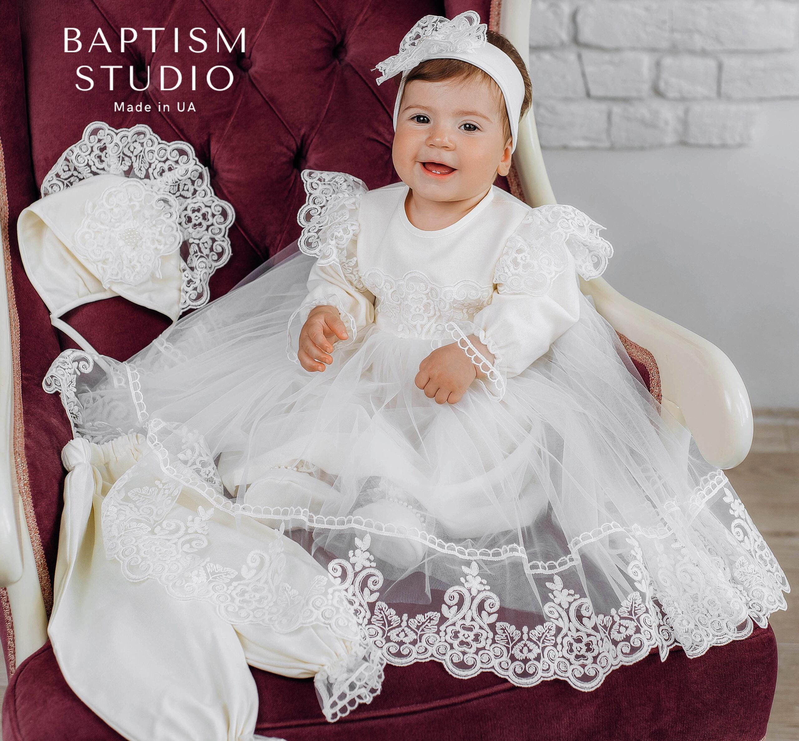 Linen Baptism Dress Set – Voluminous Lace Gown with Bonnet, Booties, Pants & Headband – Natural Christening Outfit