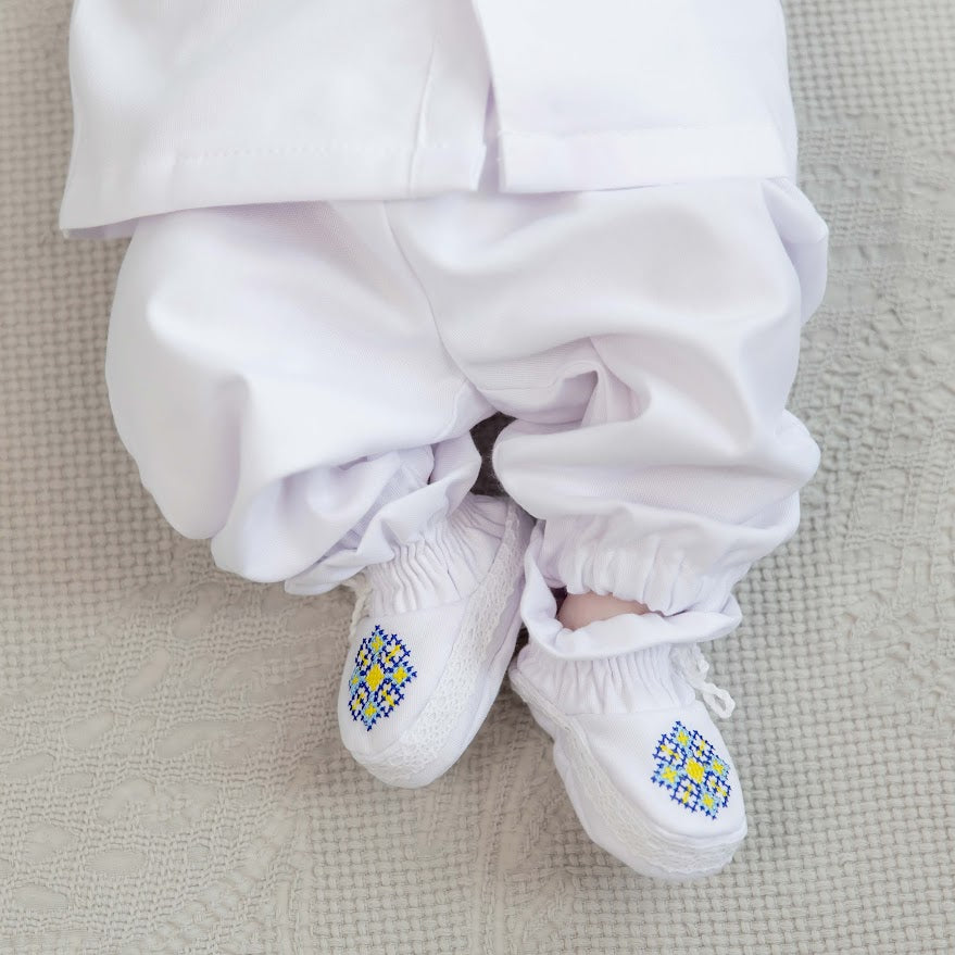 Traditional Baby Outfit Set – Shirt, Pants, Booties & Hat