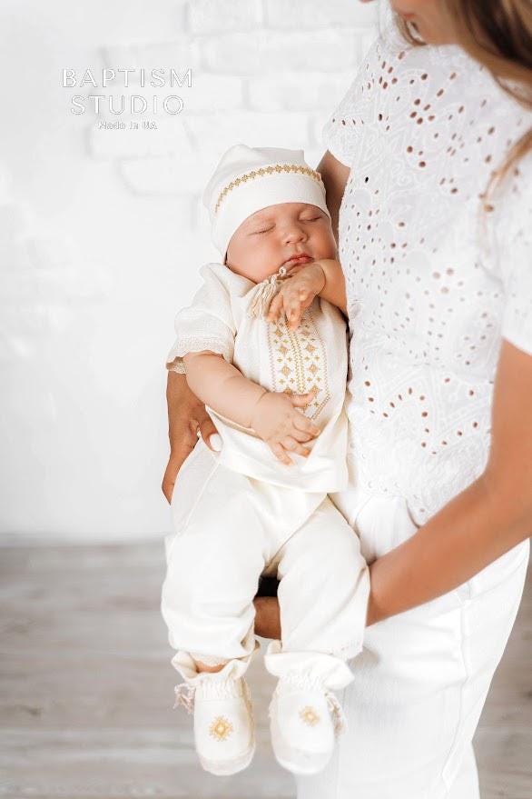 Handmade Ivory Linen Baptism Set – 6-Piece Baby Outfit with Blanket, Booties & Candles