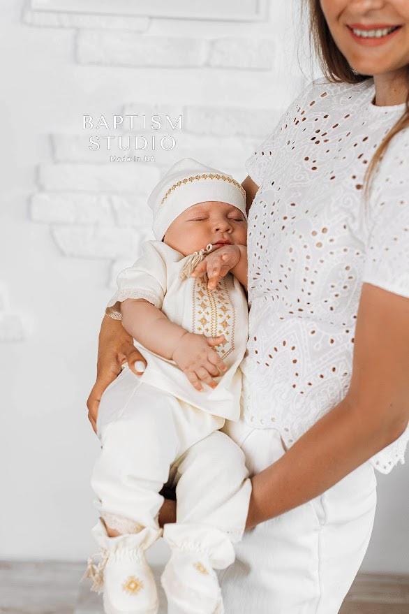 Handmade Ivory Linen Baptism Set – 6-Piece Baby Outfit with Blanket, Booties & Candles