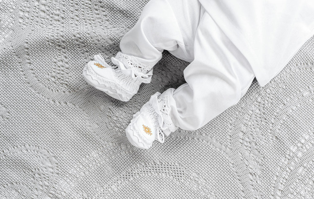 Baptism outfit boy, Linen Baby Outfit – 4-Piece Embroidered Set for Special Occasions (Shirt, Pants, Booties, Hat)