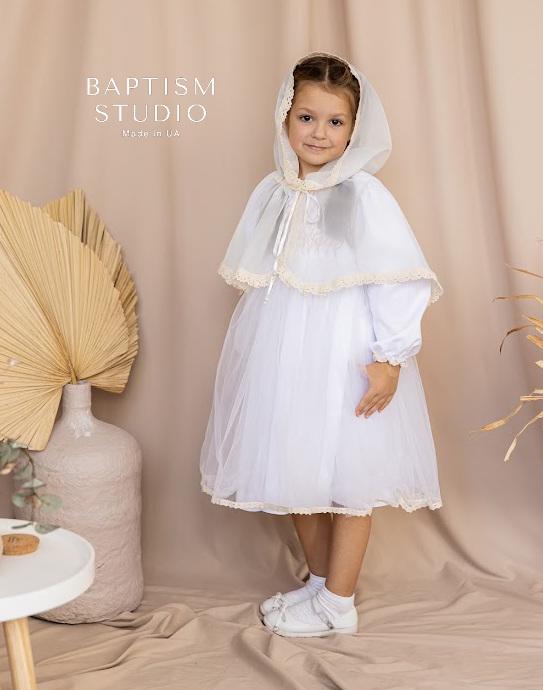 Delicate Girls’ Church Veil – Ivory Tulle Head Covering with Natural Linen Lace